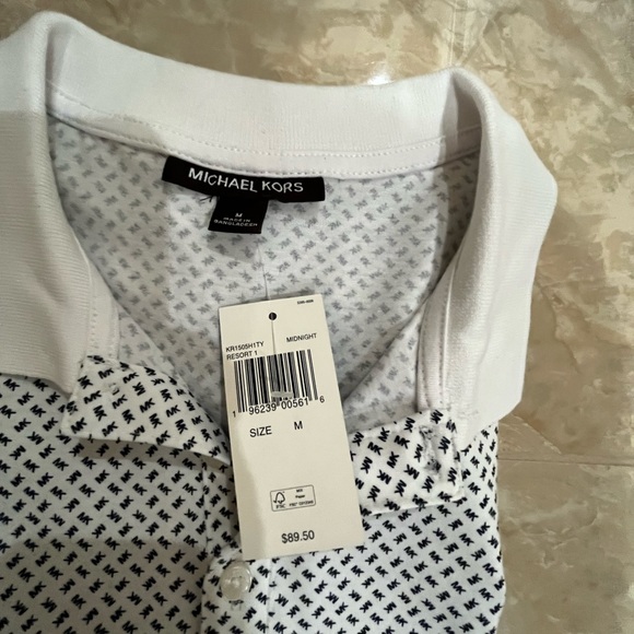 Michael Kors Men’s Short Sleeves Novelty Jersey. New with tags - Picture 5 of 6